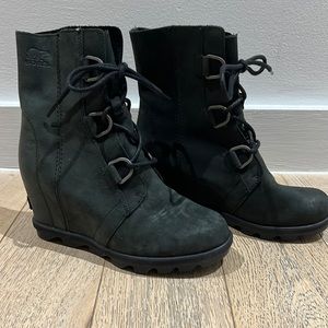 Sorel Joan of arc wedge waterproof lace up boots
